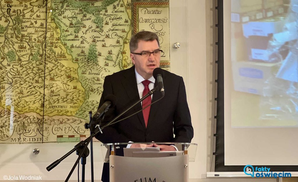 Prezydent Janusz Chwierut zapowiedział reelekcję, prezentując osiągnięcia i plany dla Oświęcimia. Podsumował kadencję 2018 - 2024.