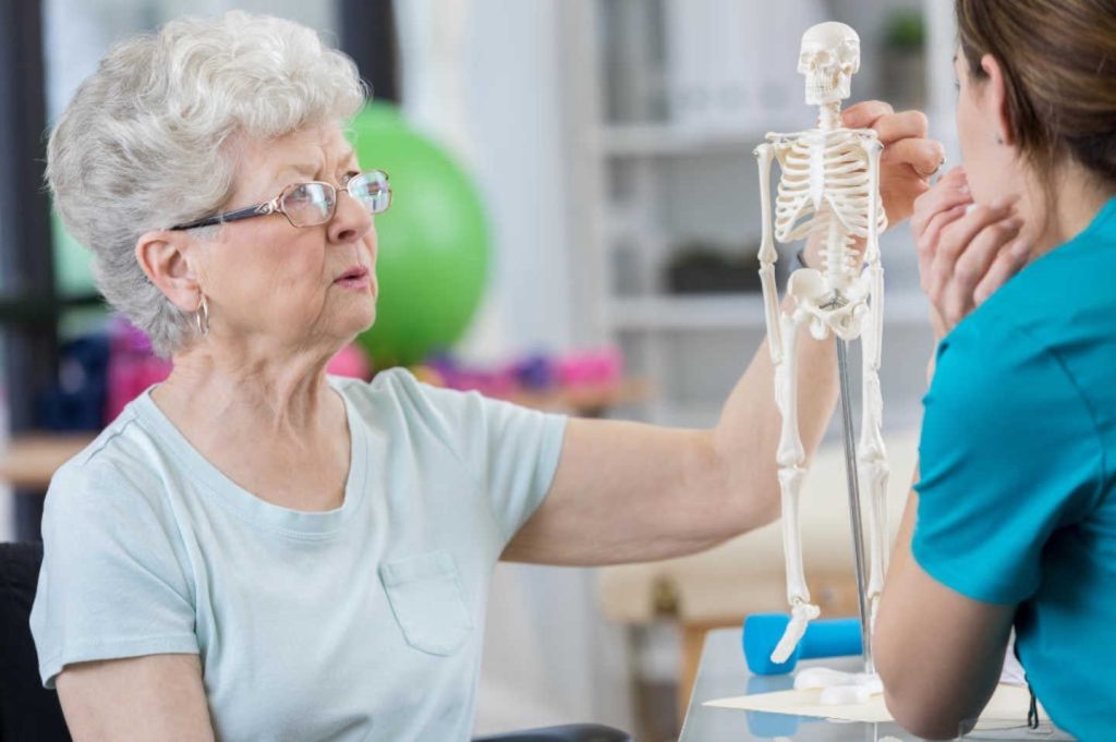 W Kętach i Oświęcimiu staną pracownie densytometryczne, w których będzie można wykryć osteoporozę. Nie jest potrzebne skierowanie od lekarza.