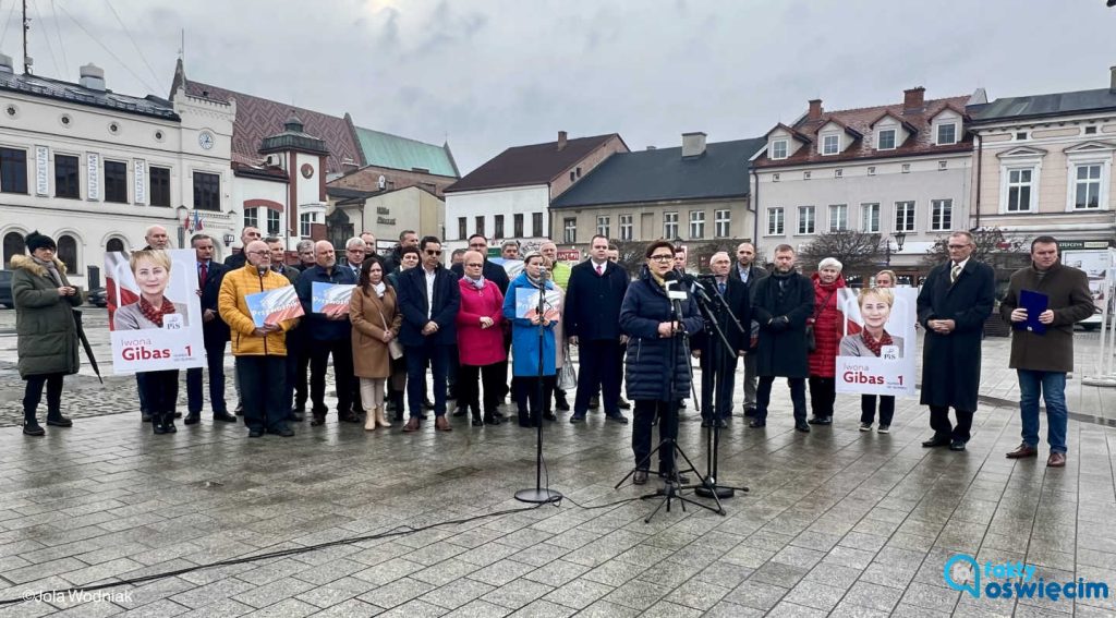 PiS w obecności Beaty Szydło przedstawiło swoich kandydatów w wyborach samorządowych