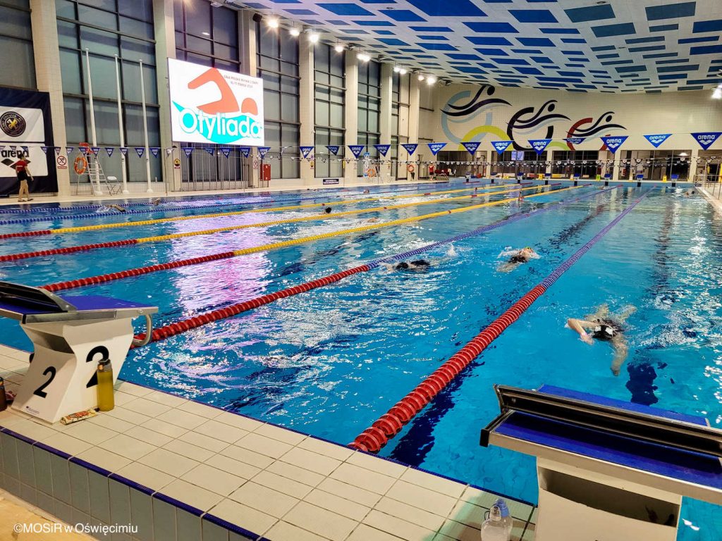 31 pasjonatów startowało w oświęcimskiej edycji Otyliady. Do nocnych zawodów przystąpili amatorzy pływania od 7 do 63 lat. 