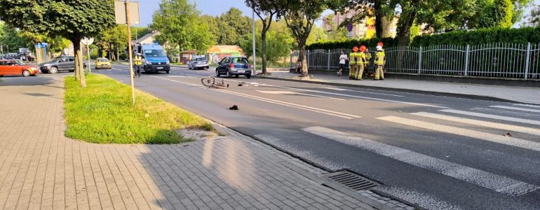 15-letni rowerzysta potrącony na przejściu. Jego stan jest ciężki – FOTO