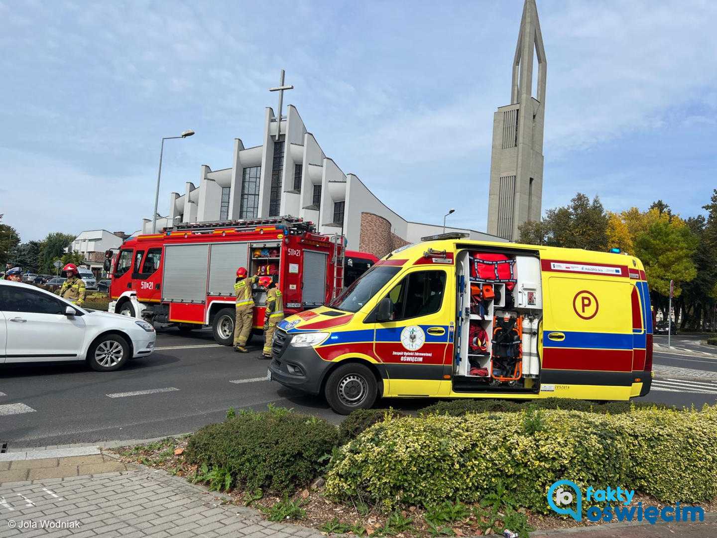 Wypadek na skrzyżowaniu ulic Śniadeckiego i Tysiąclecia w Oświęcimiu