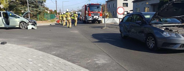 Zderzenie w Osieku. Jedna osoba trafiła do szpitala – FOTO