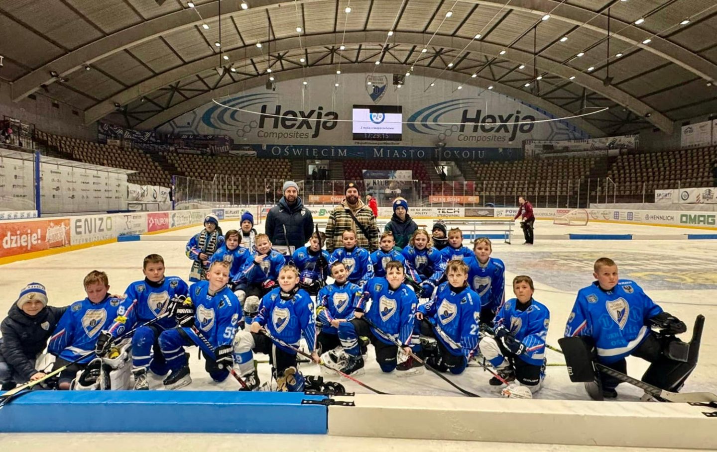 Mini-hokeiści UKH Unii awansowali do krajowych finałów 11. edycji Czerkawski Cup.