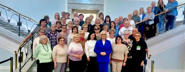 Sejm od kuchni i spacer nad Wisłą. Niezapomniany dzień seniorów