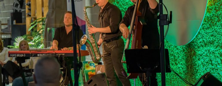 Pola Nadziei w Oświęcimiu. Jazz i pomoc dla hospicjum – FOTO